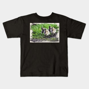 Chick on a hike / Maléa is looking for the goblin - children's book WolfArt Kids T-Shirt